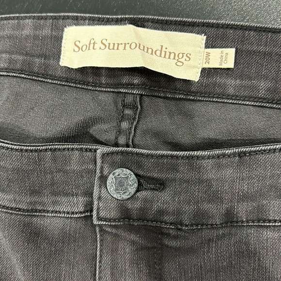 Soft Surroundings Ultimate Denim Wide Leg Jeans in Moonstone Wash - 20W - Picture 4 of 6